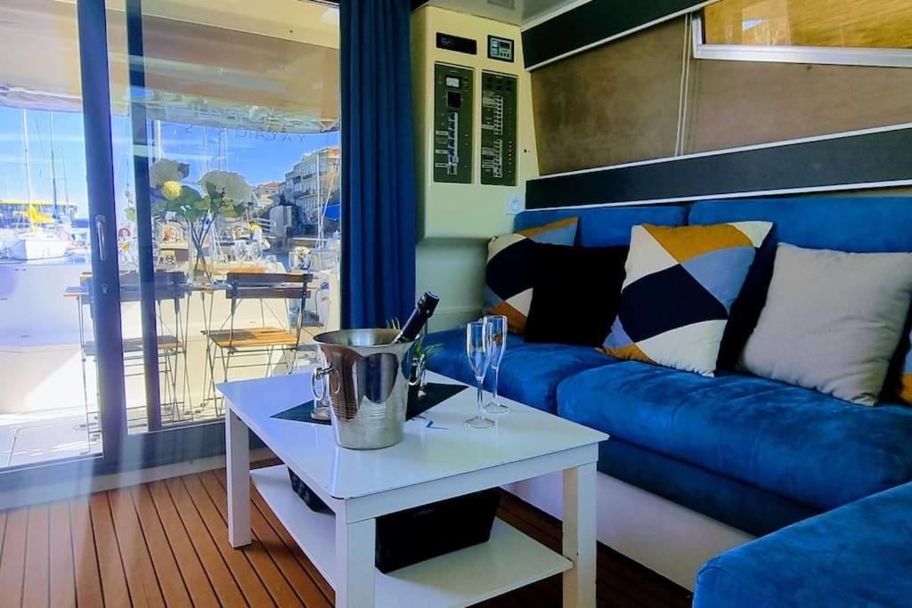 L'ipanema Sejour Original 2 Sur Bateau A Quai, Parking Prive Apartment *